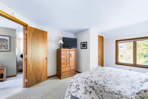 26 Barn Owl Overlook Grantham NH 03753