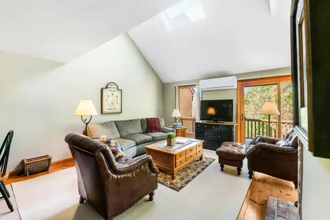 26 Barn Owl Overlook Grantham NH 03753