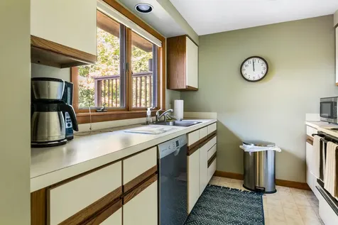 26 Barn Owl Overlook Grantham NH 03753