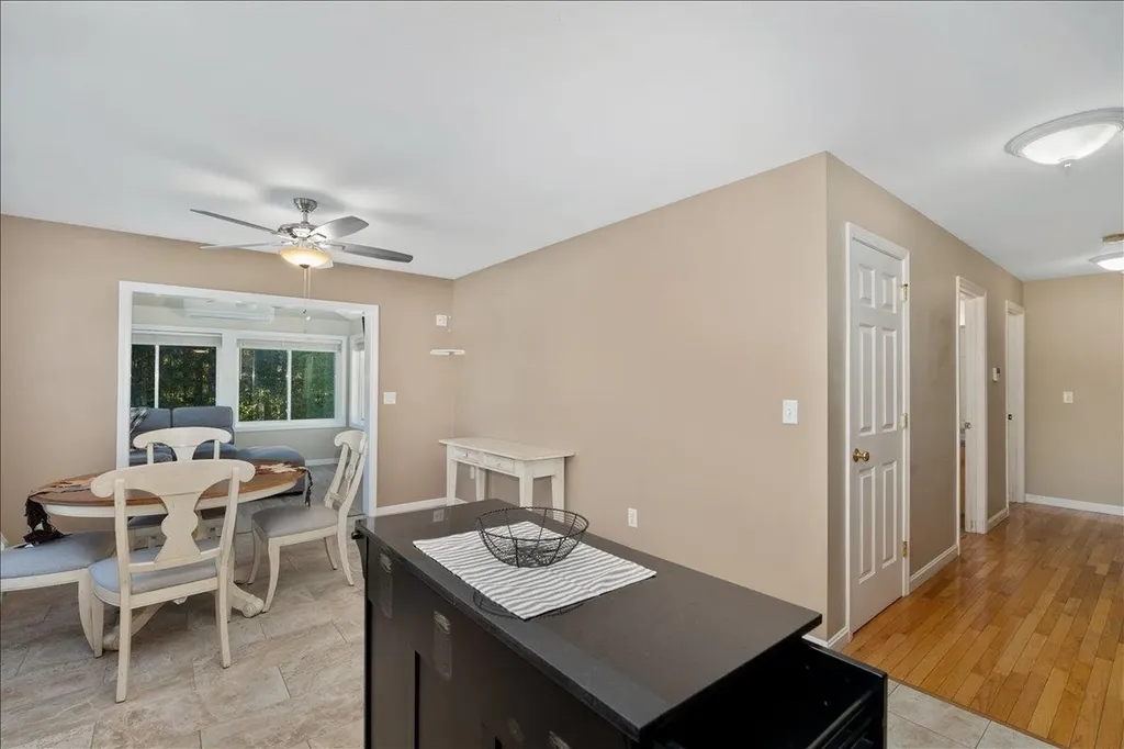 90 Forest Hill Way Manchester NH 03109