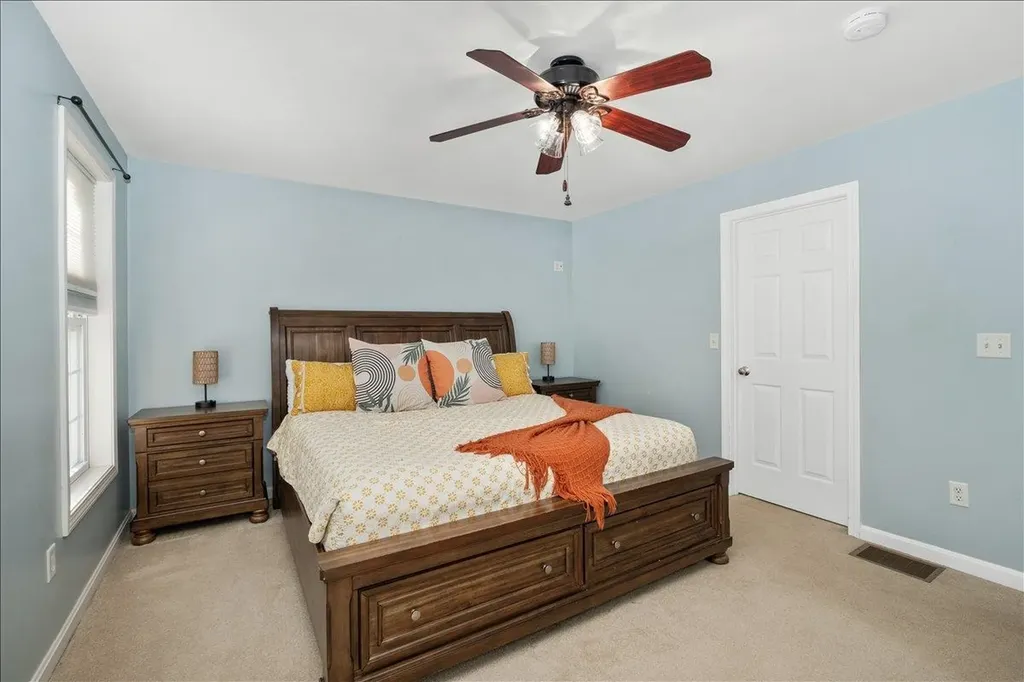 90 Forest Hill Way Manchester NH 03109