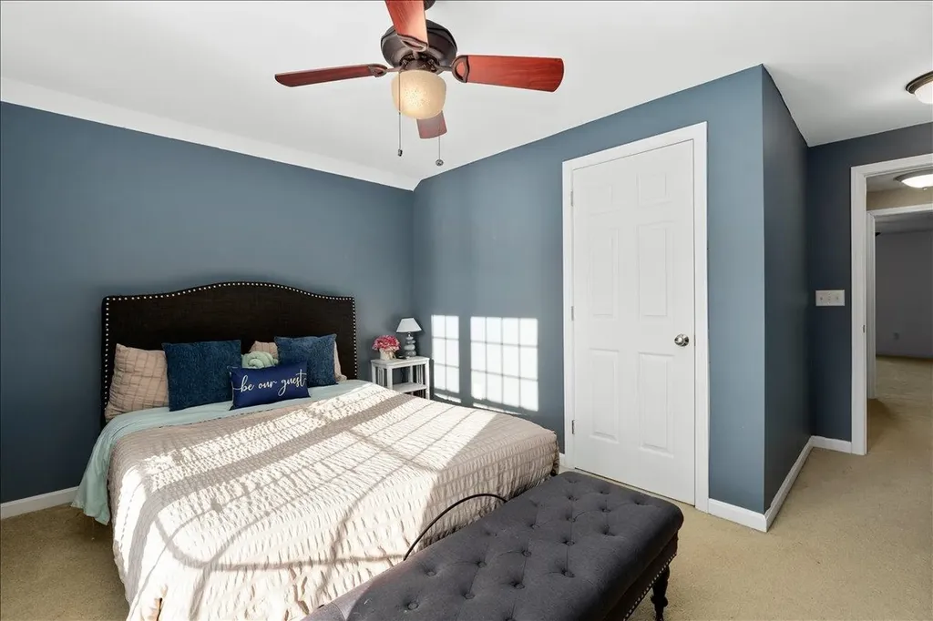 90 Forest Hill Way Manchester NH 03109