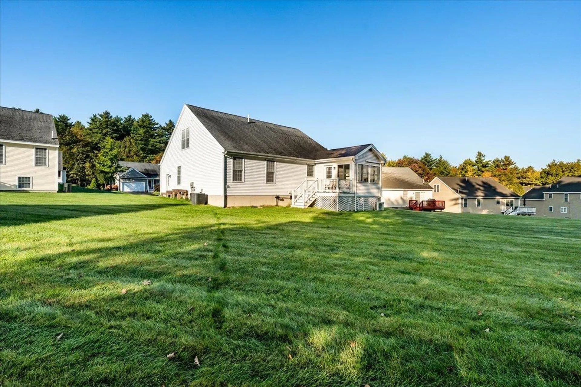 90 Forest Hill Way Manchester NH 03109