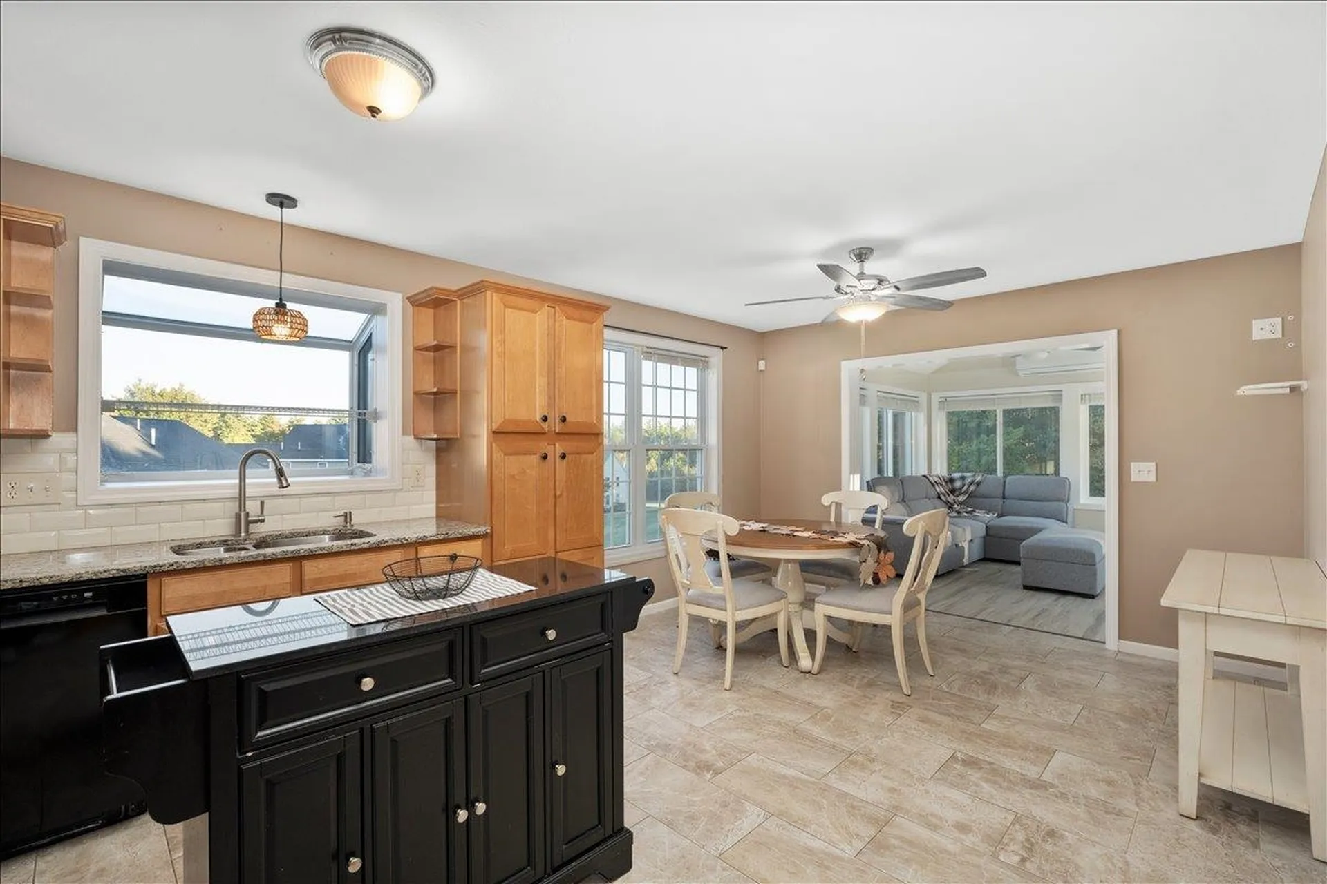 90 Forest Hill Way Manchester NH 03109