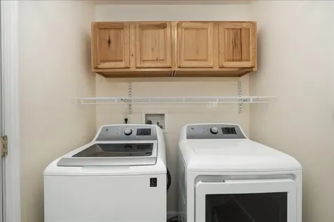 90 Forest Hill Way Manchester NH 03109