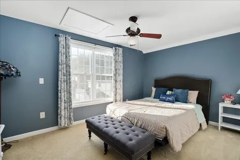 90 Forest Hill Way Manchester NH 03109