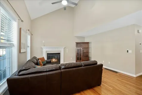 90 Forest Hill Way Manchester NH 03109