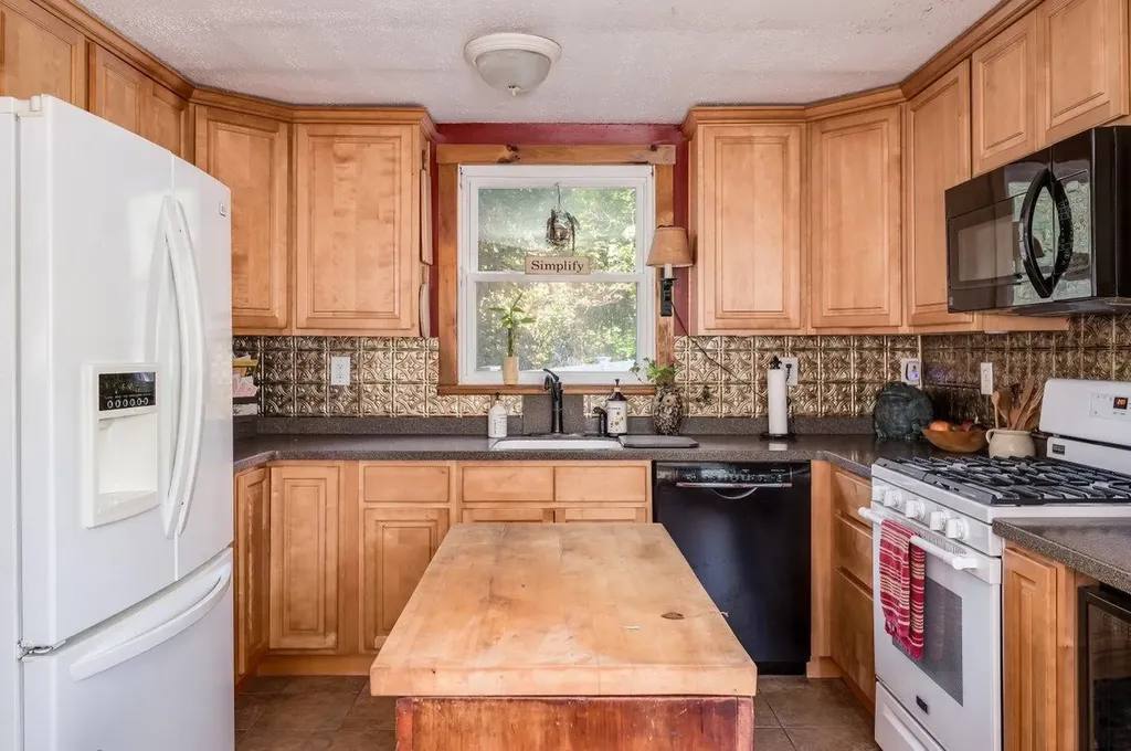 132 Main Street Wakefield NH 03887