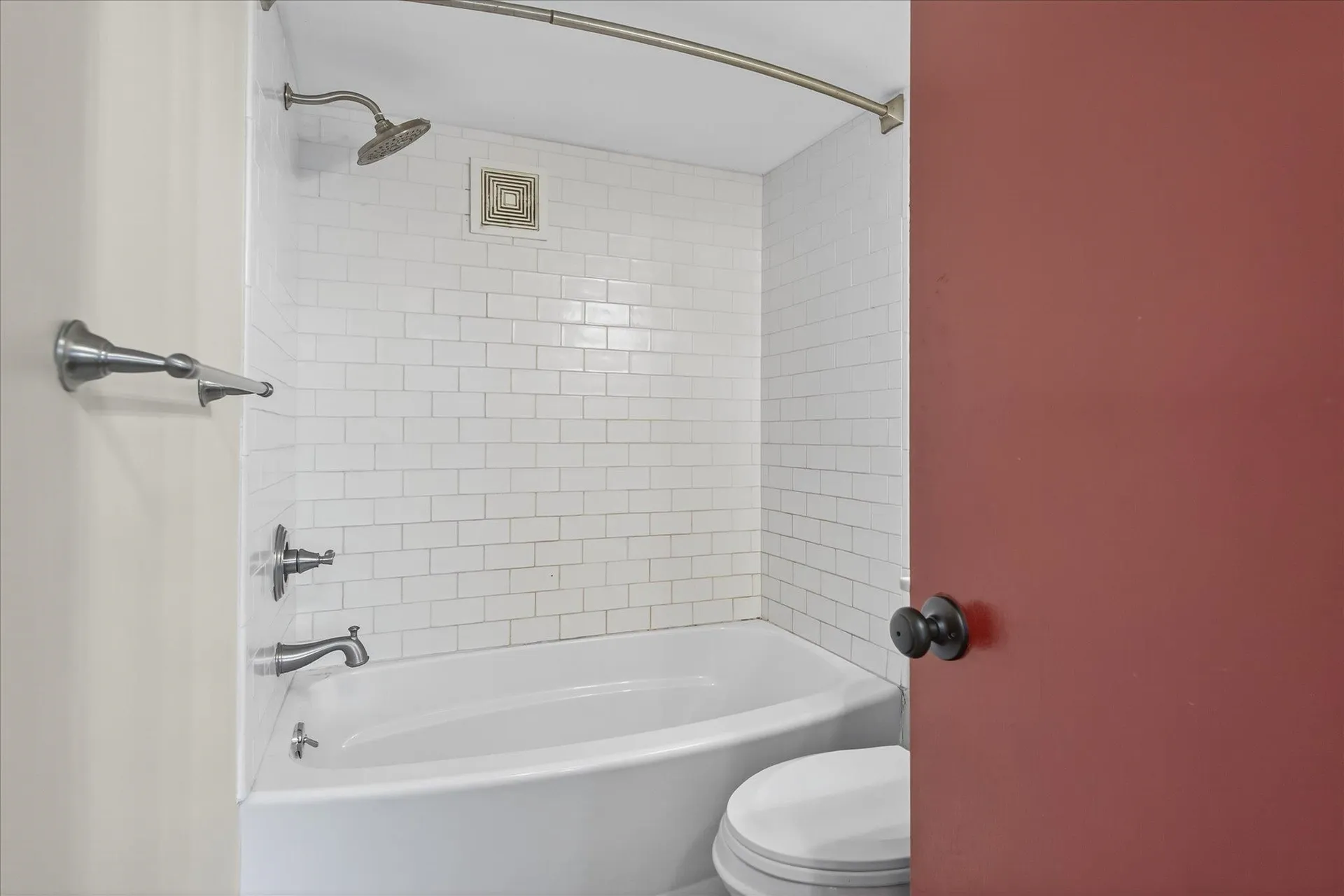 25 Old School Street Londonderry VT 05155