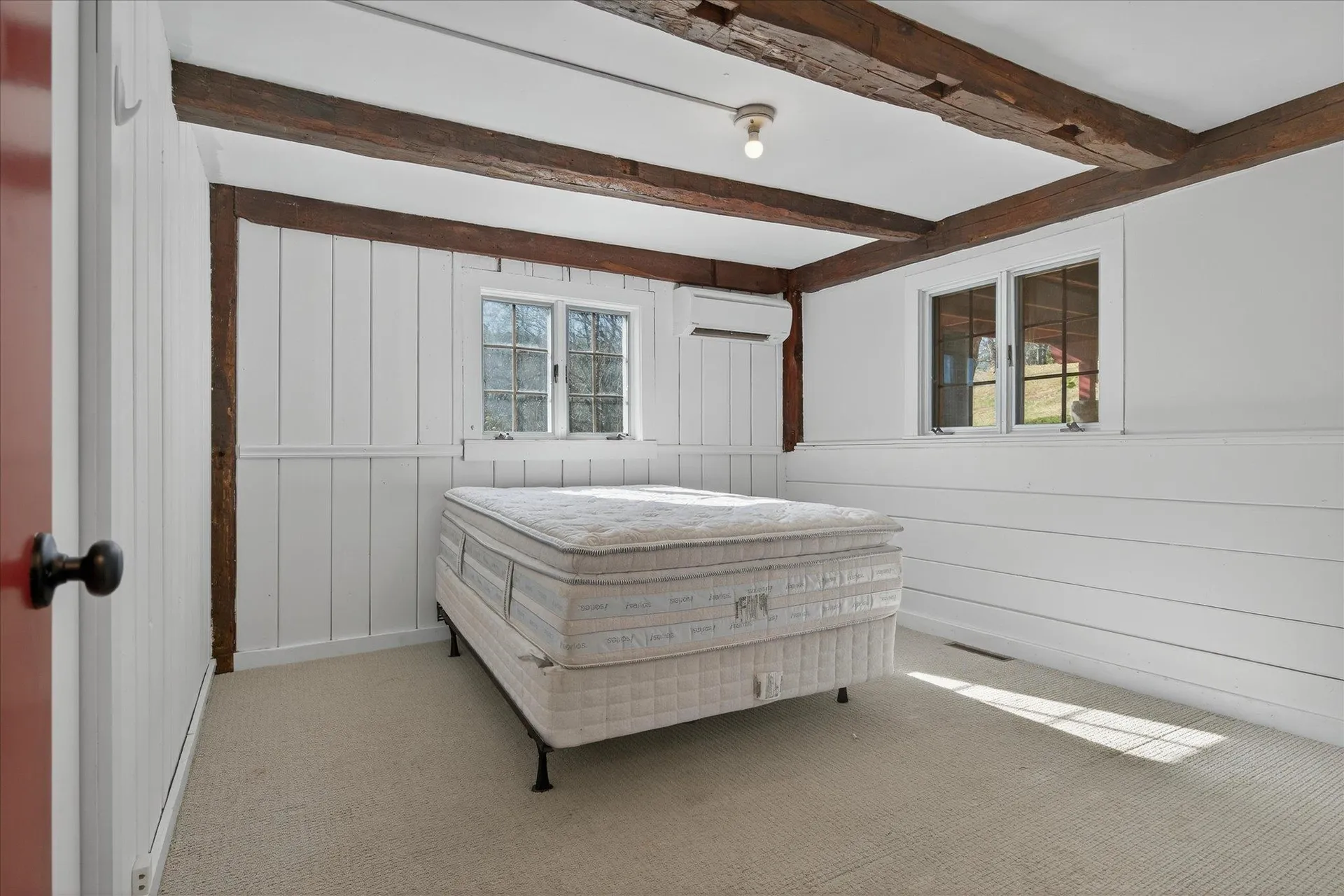 25 Old School Street Londonderry VT 05155