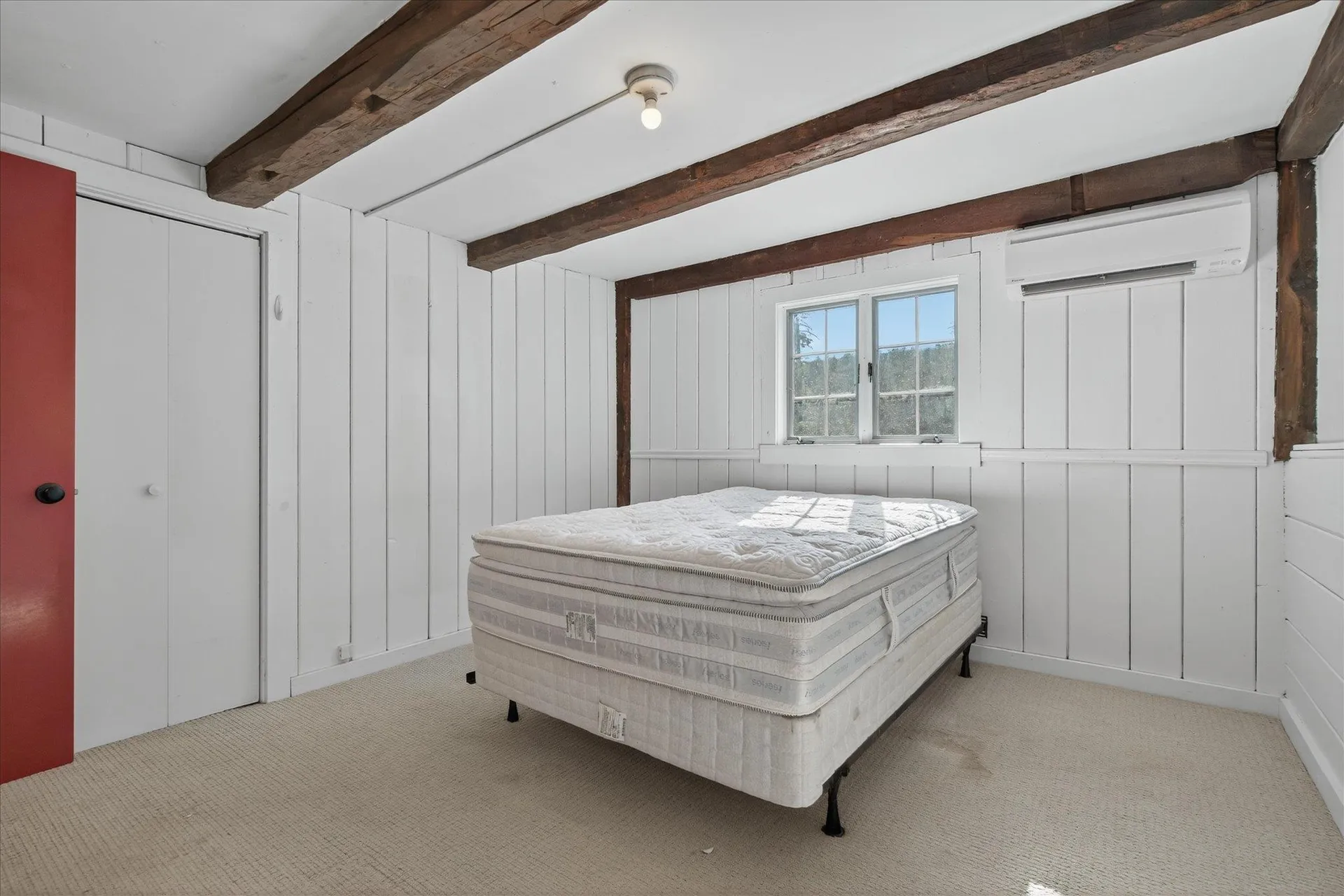 25 Old School Street Londonderry VT 05155