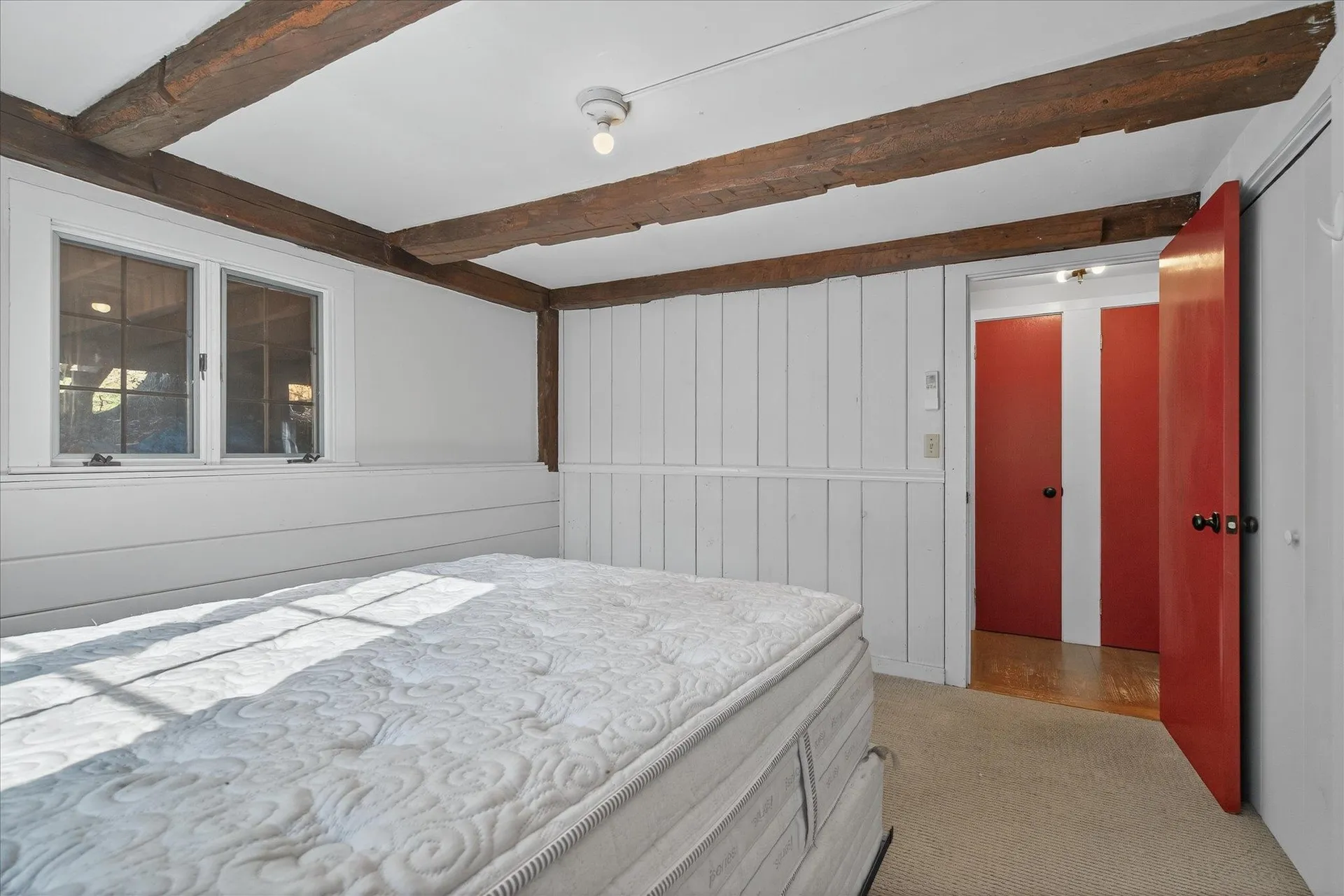 25 Old School Street Londonderry VT 05155