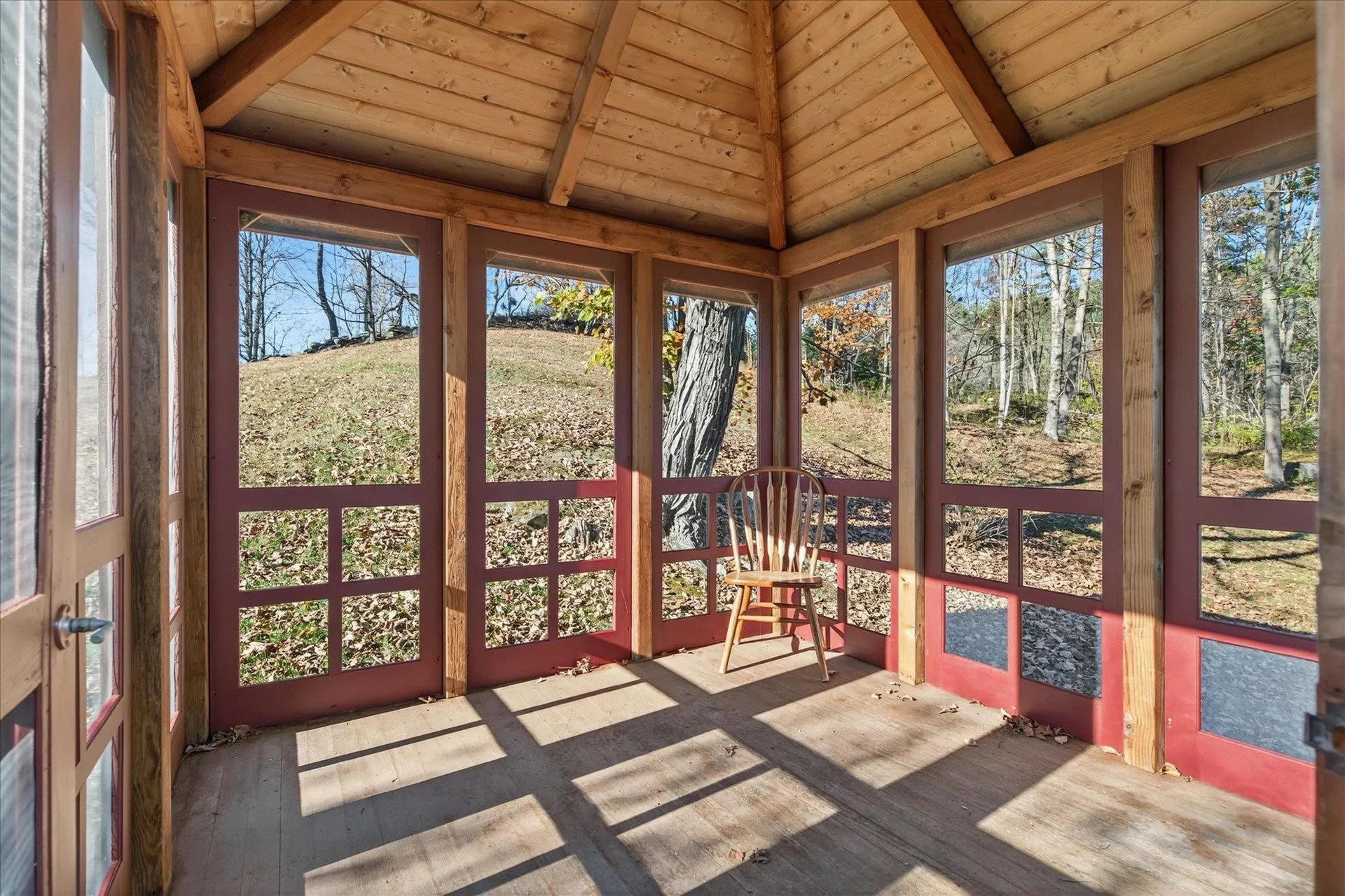 25 Old School Street Londonderry VT 05155