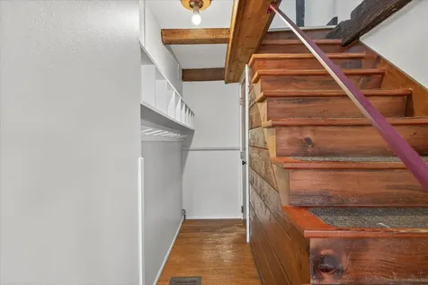 25 Old School Street Londonderry VT 05155