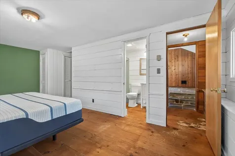 25 Old School Street Londonderry VT 05155