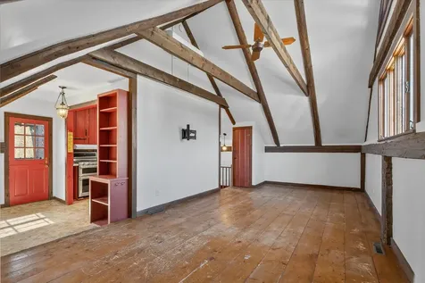 25 Old School Street Londonderry VT 05155