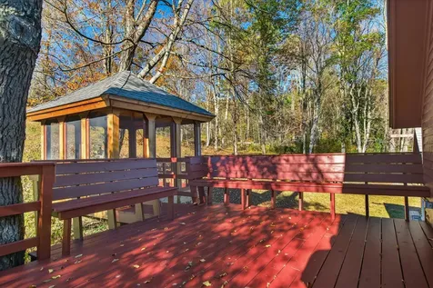 25 Old School Street Londonderry VT 05155