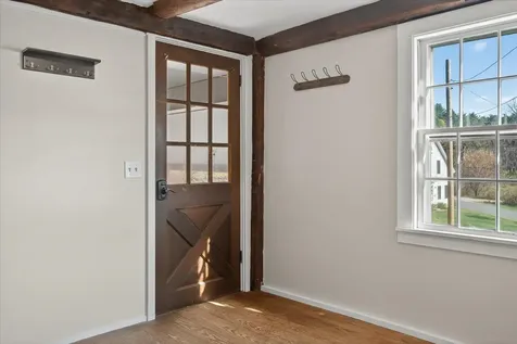 25 Old School Street Londonderry VT 05155