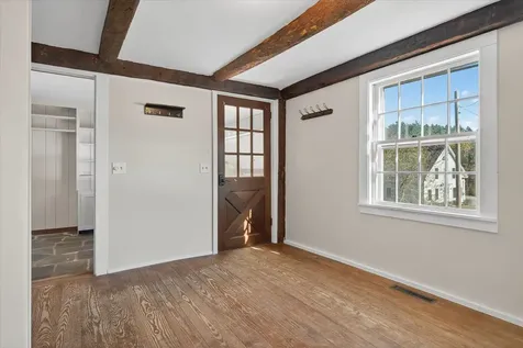 25 Old School Street Londonderry VT 05155