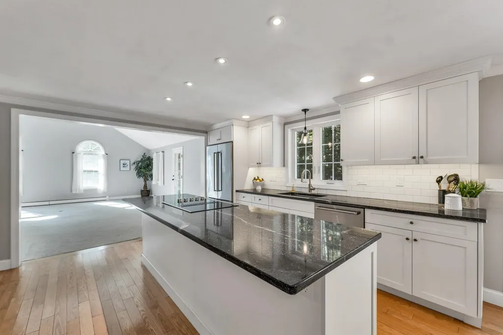 185 Buttrick Road Hampstead NH 03841