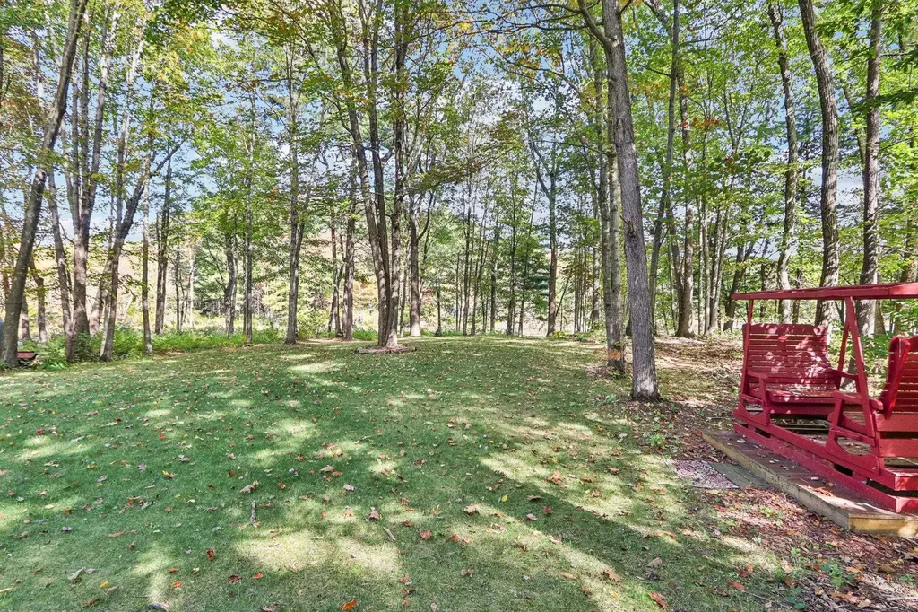 4 Colony Brook Lane Derry NH 03038