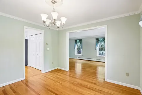 4 Colony Brook Lane Derry NH 03038