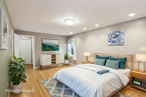 4 Colony Brook Lane Derry NH 03038