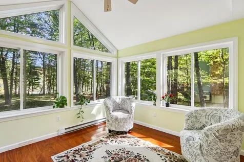 4 Colony Brook Lane Derry NH 03038