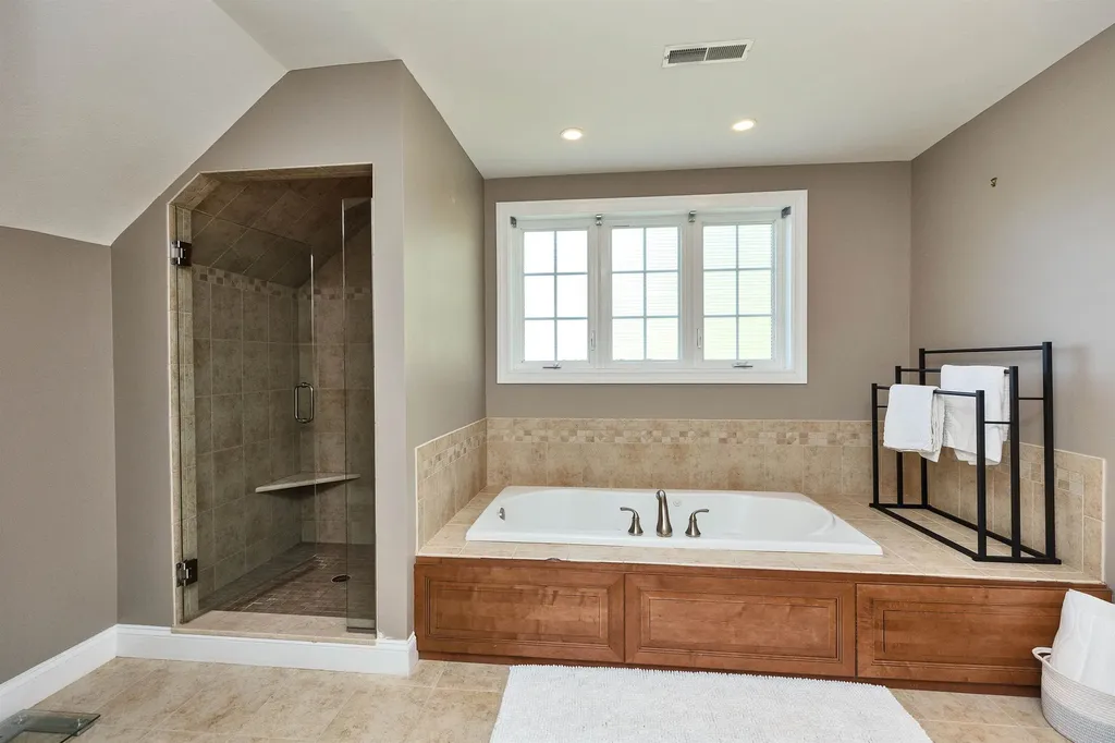 22 Jacob Road Windham NH 03087