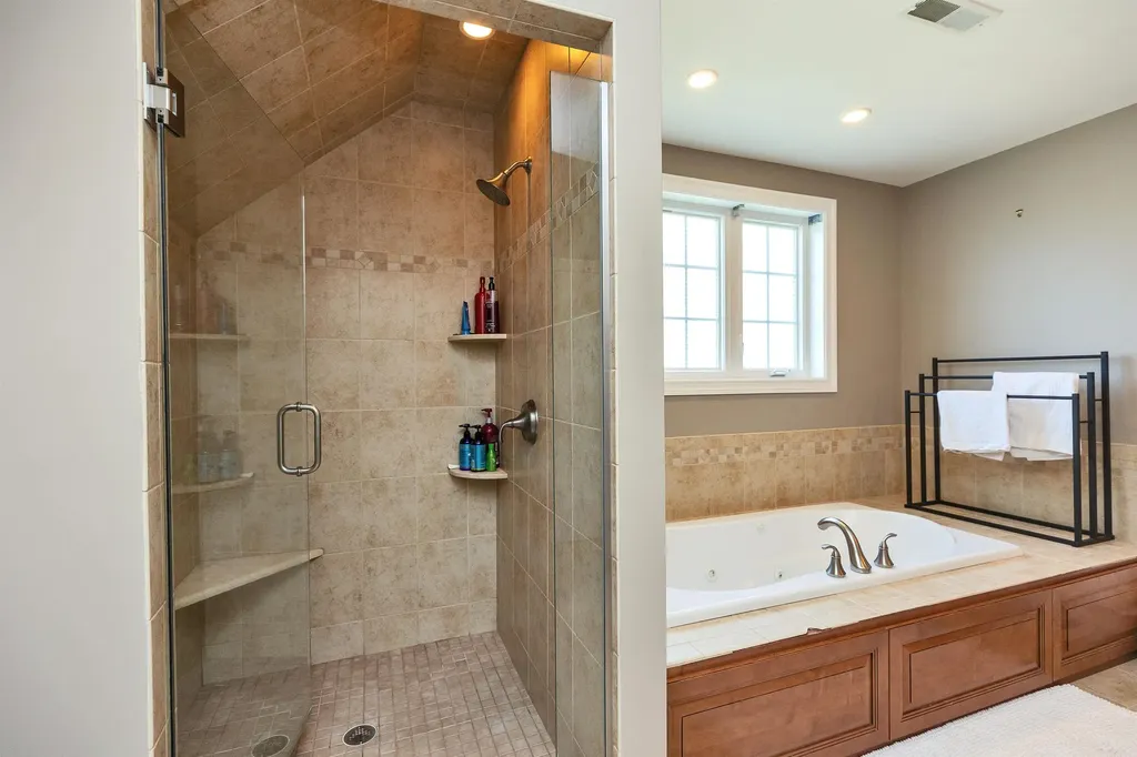 22 Jacob Road Windham NH 03087