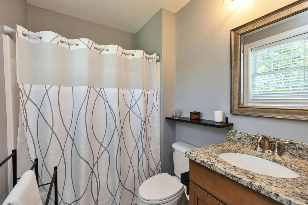 22 Jacob Road Windham NH 03087