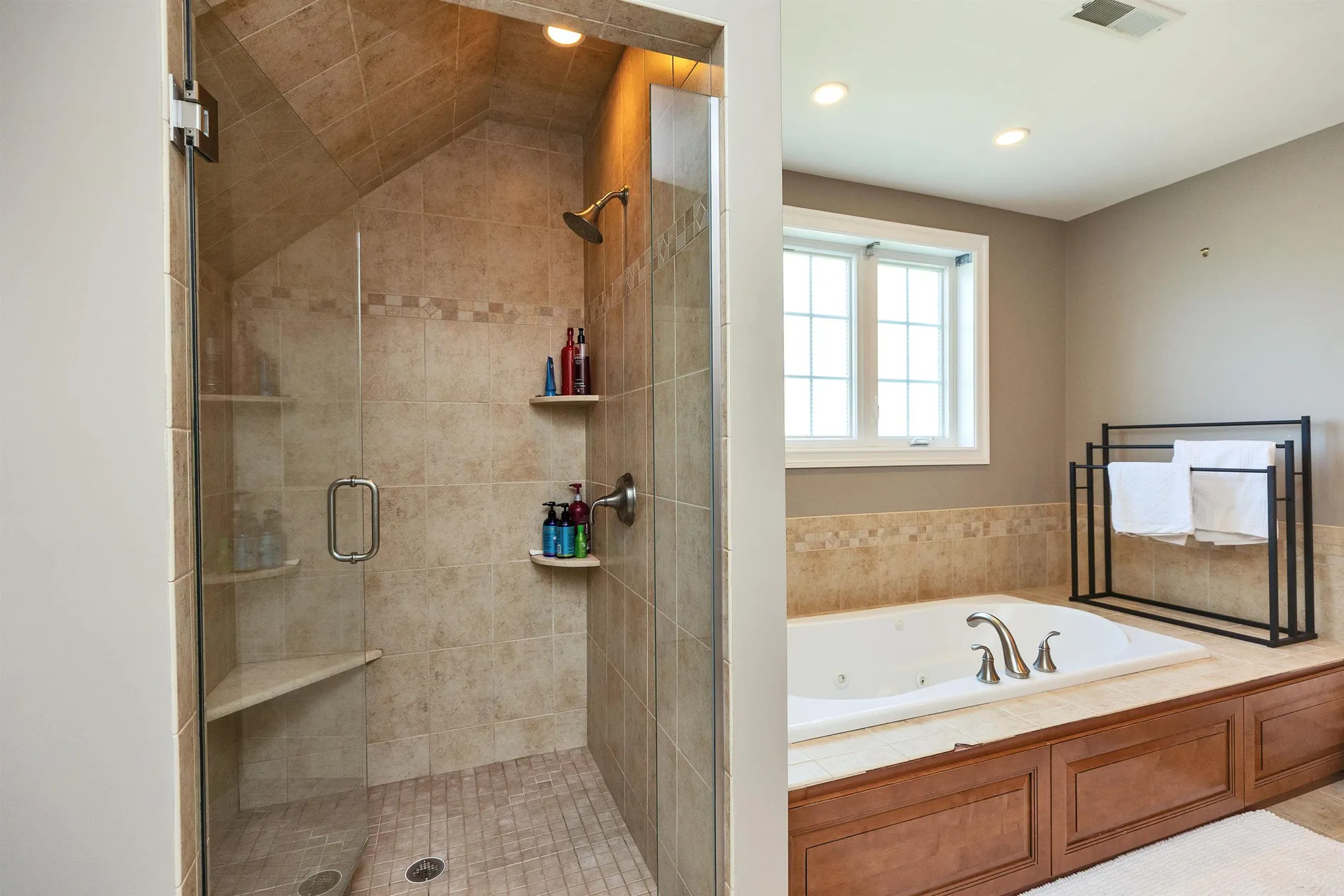 22 Jacob Road Windham NH 03087