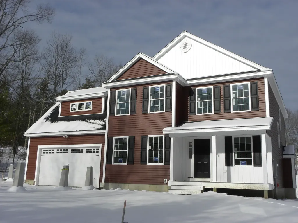 302 Karatzas Avenue Manchester NH 03104