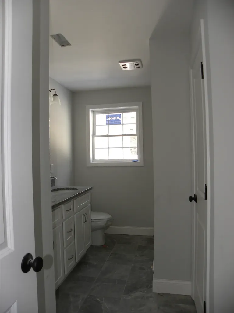 302 Karatzas Avenue Manchester NH 03104