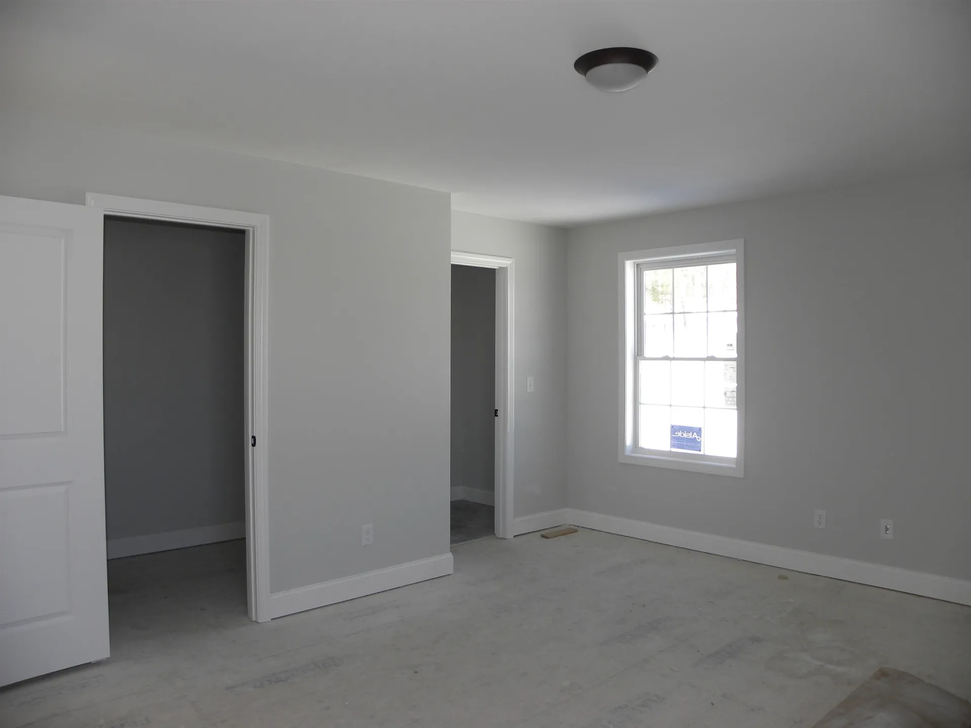 302 Karatzas Avenue Manchester NH 03104