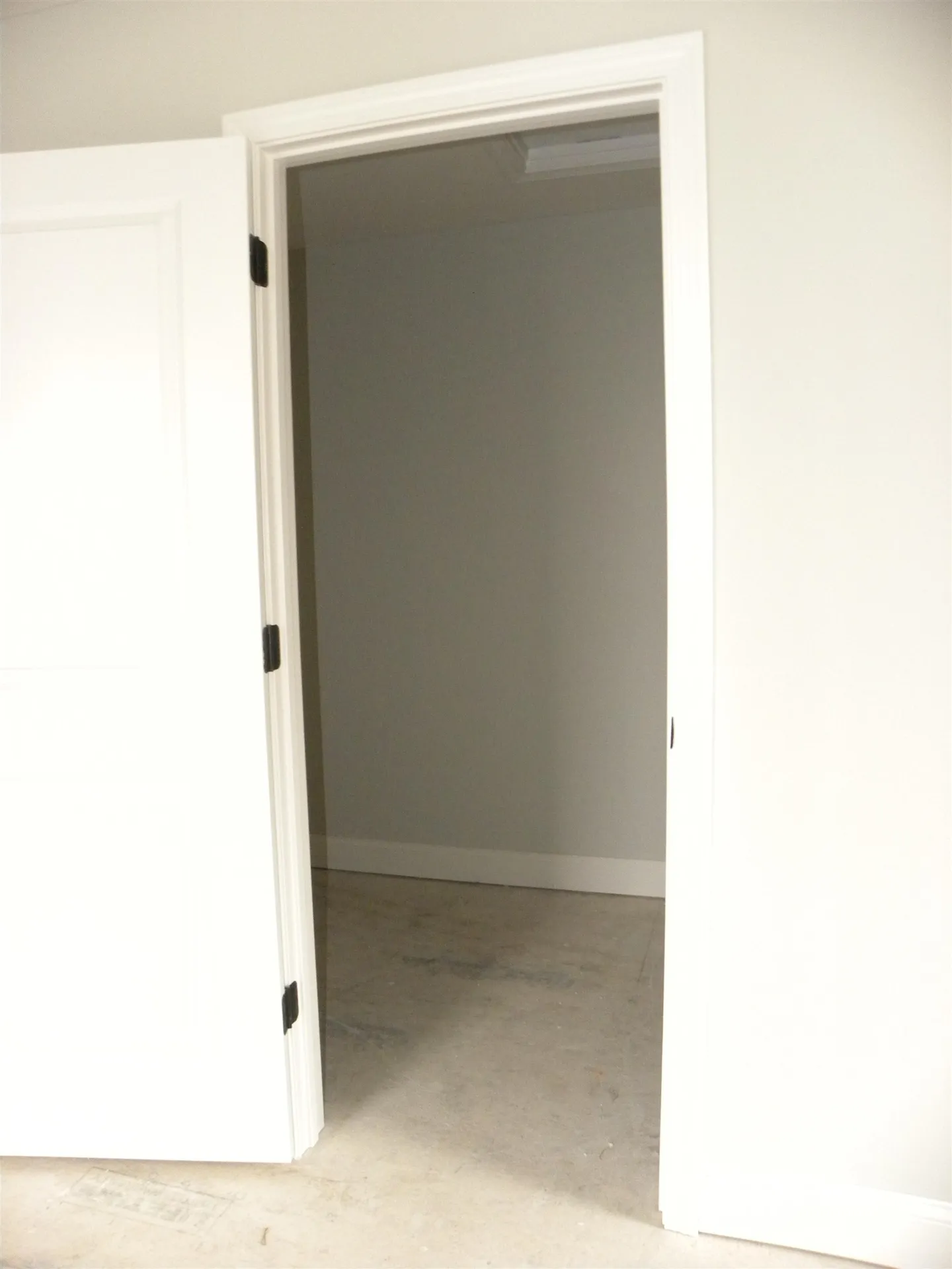 302 Karatzas Avenue Manchester NH 03104