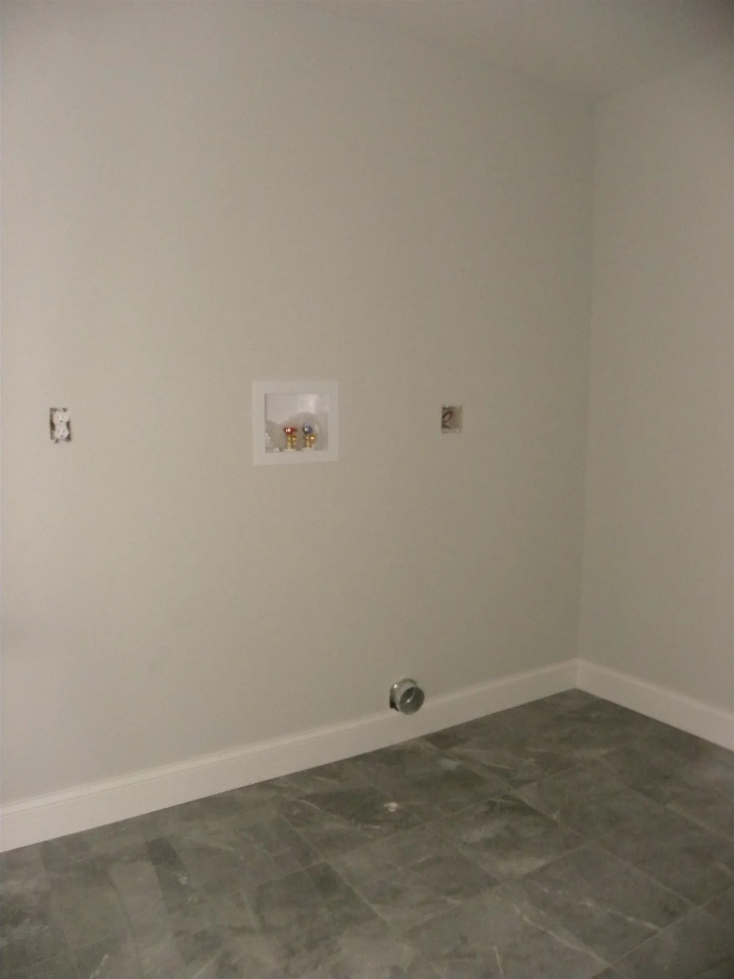 302 Karatzas Avenue Manchester NH 03104