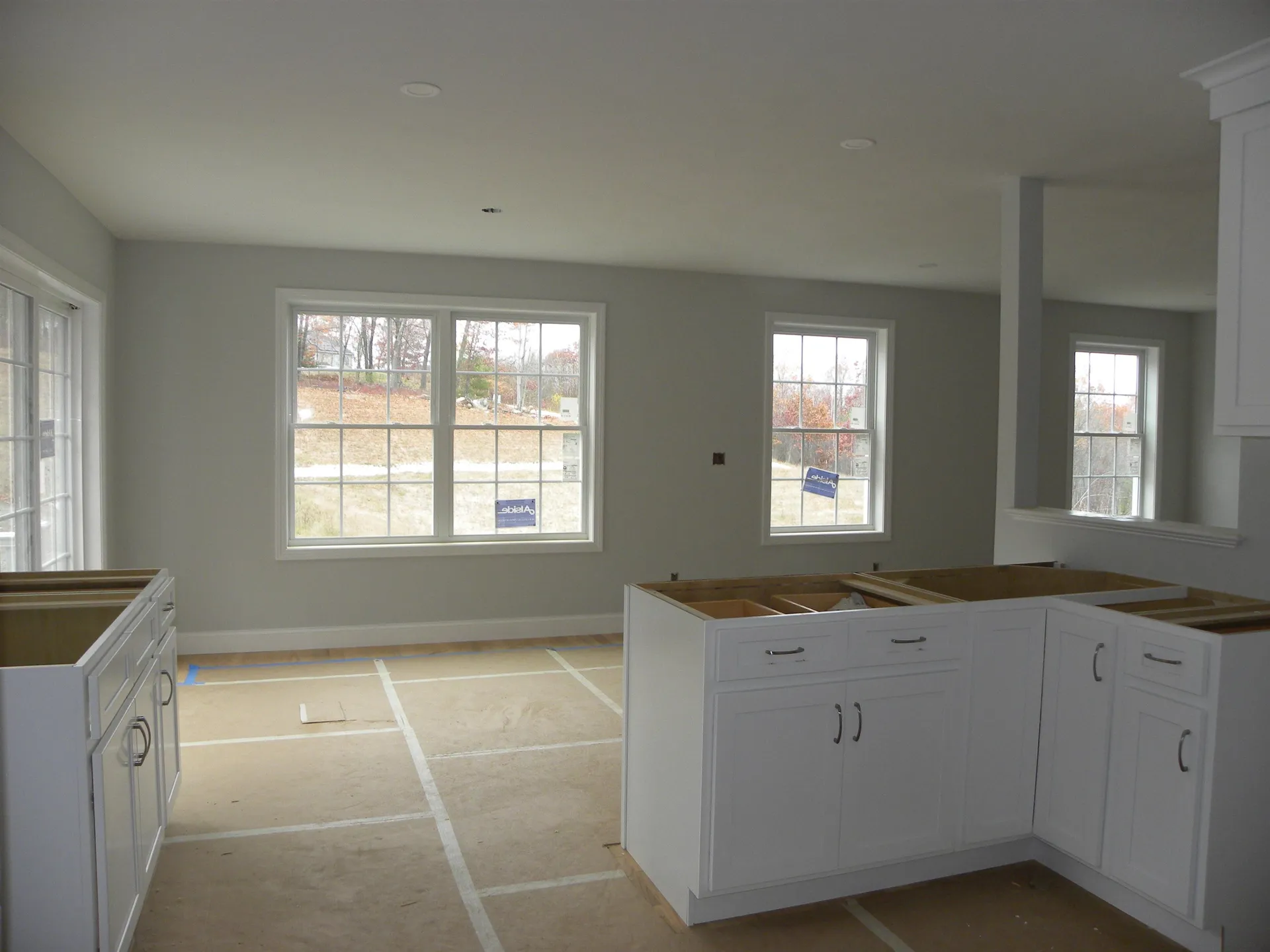 302 Karatzas Avenue Manchester NH 03104