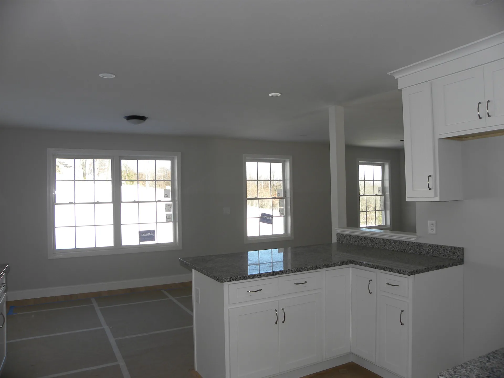 302 Karatzas Avenue Manchester NH 03104