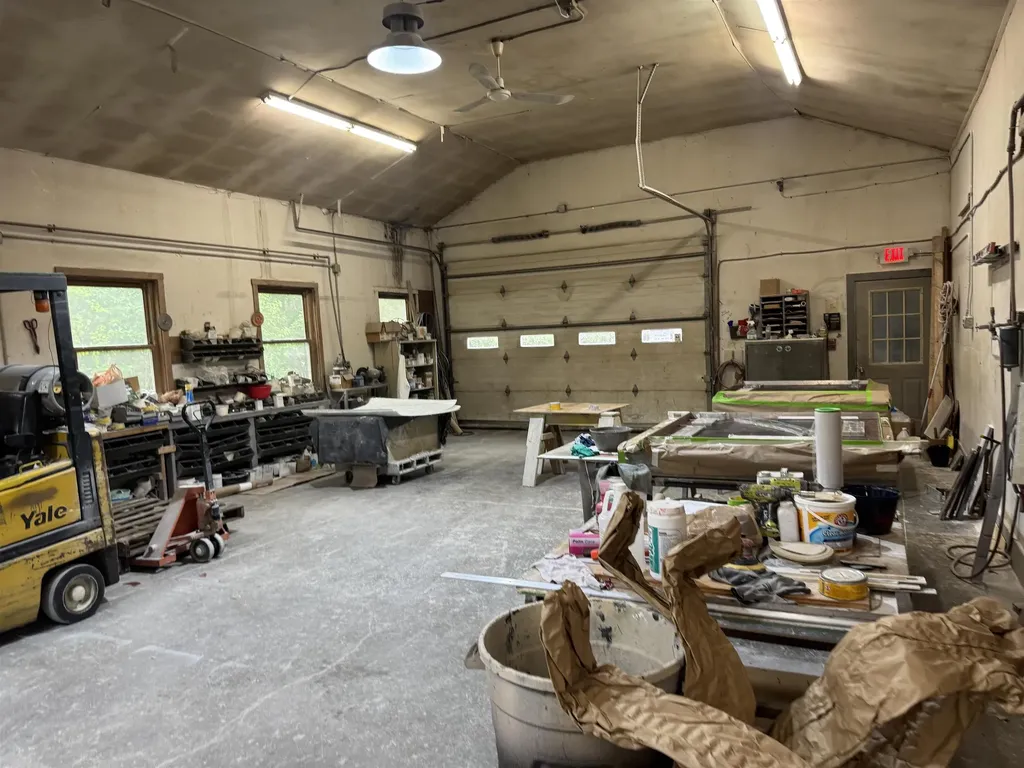 13 Elm Street Newton NH 03858