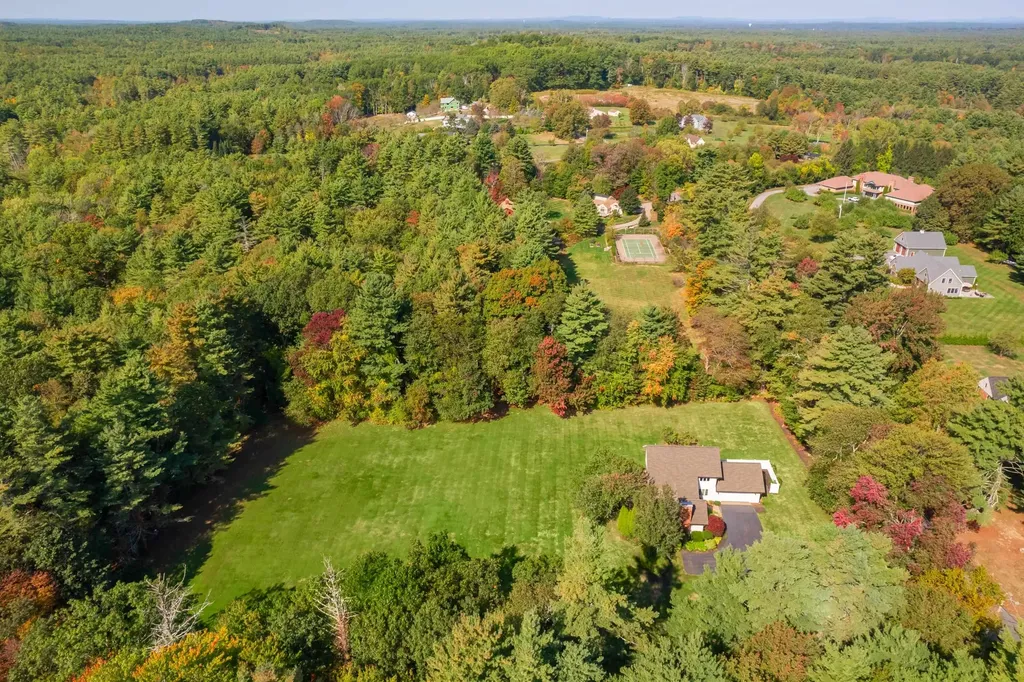 100 Drinkwater Road Hampton Falls NH 03844