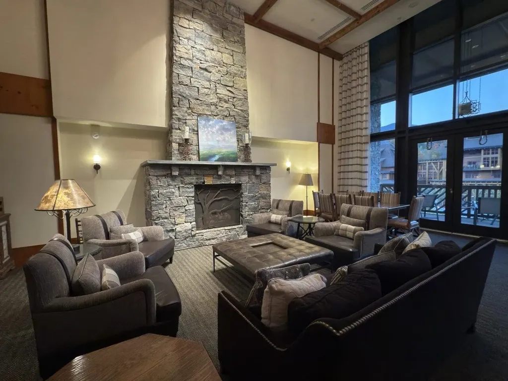 7412 Mountain Road Stowe VT 05672