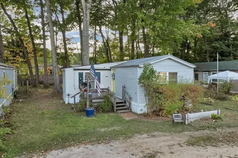 343 Old Lakeshore Road Gilford NH 03249