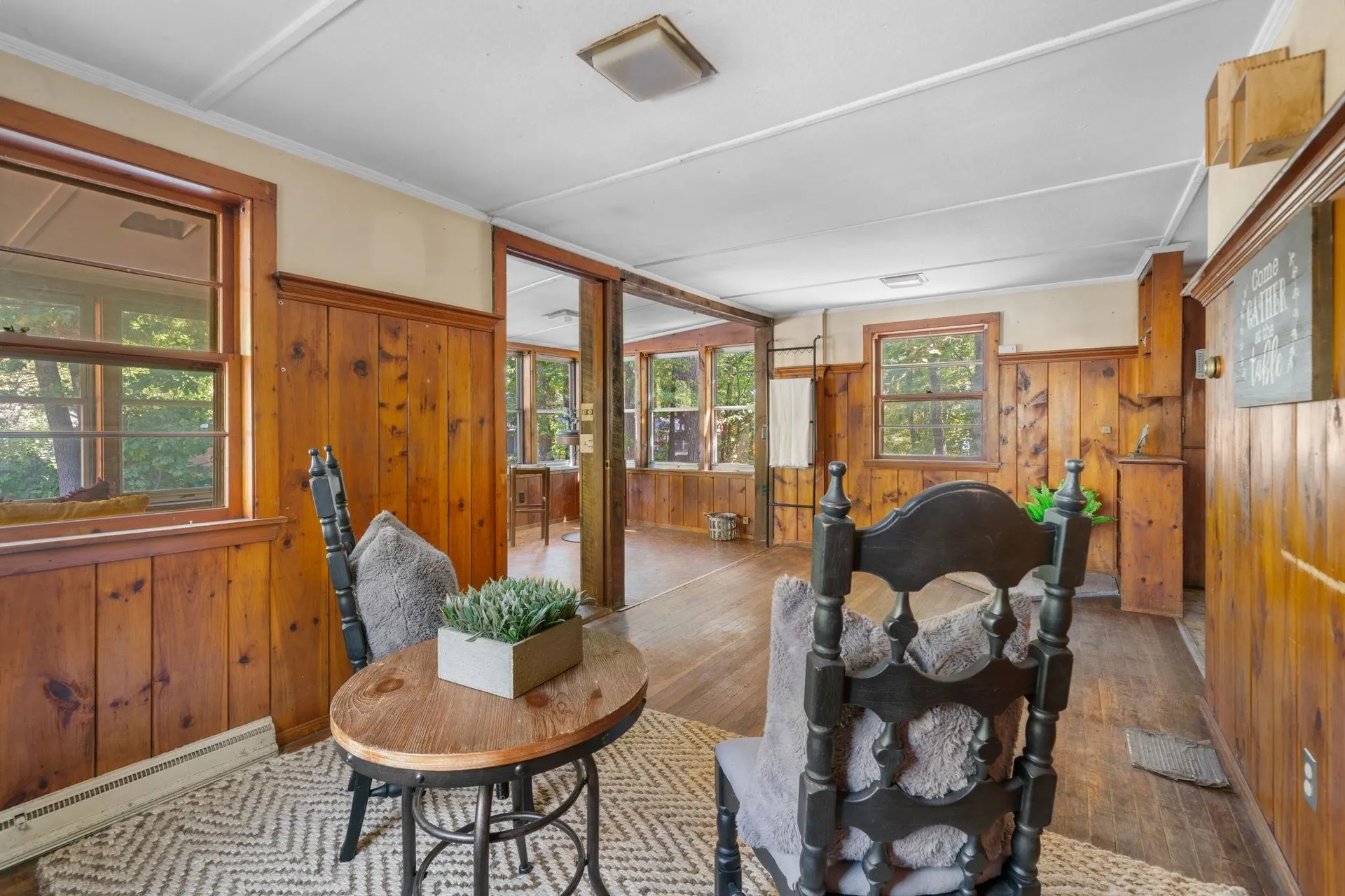 10 3rd Street Kingston NH 03848