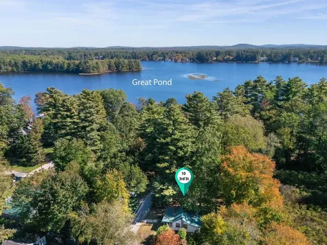 10 3rd Street Kingston NH 03848