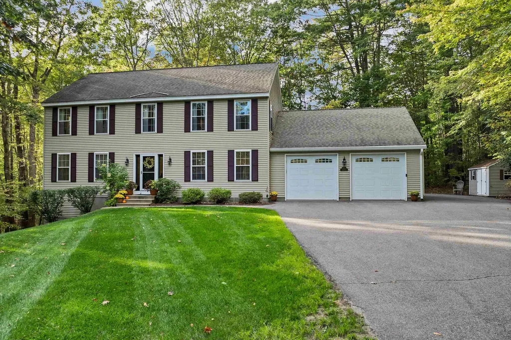 3 Deer Run Wolfeboro NH 03894