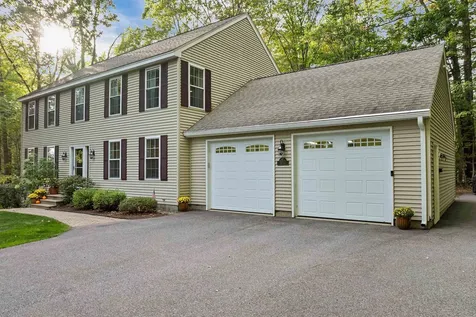 3 Deer Run Wolfeboro NH 03894