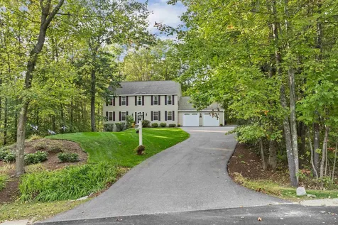 3 Deer Run Wolfeboro NH 03894