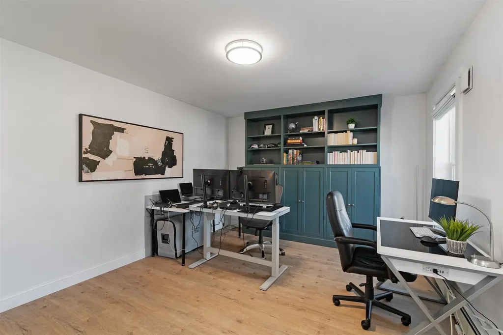 18 Clover Lane Hinesburg VT 05461