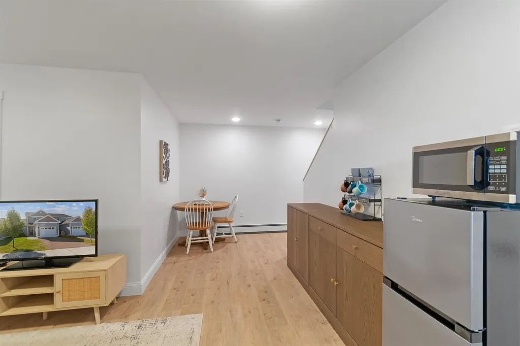 18 Clover Lane Hinesburg VT 05461